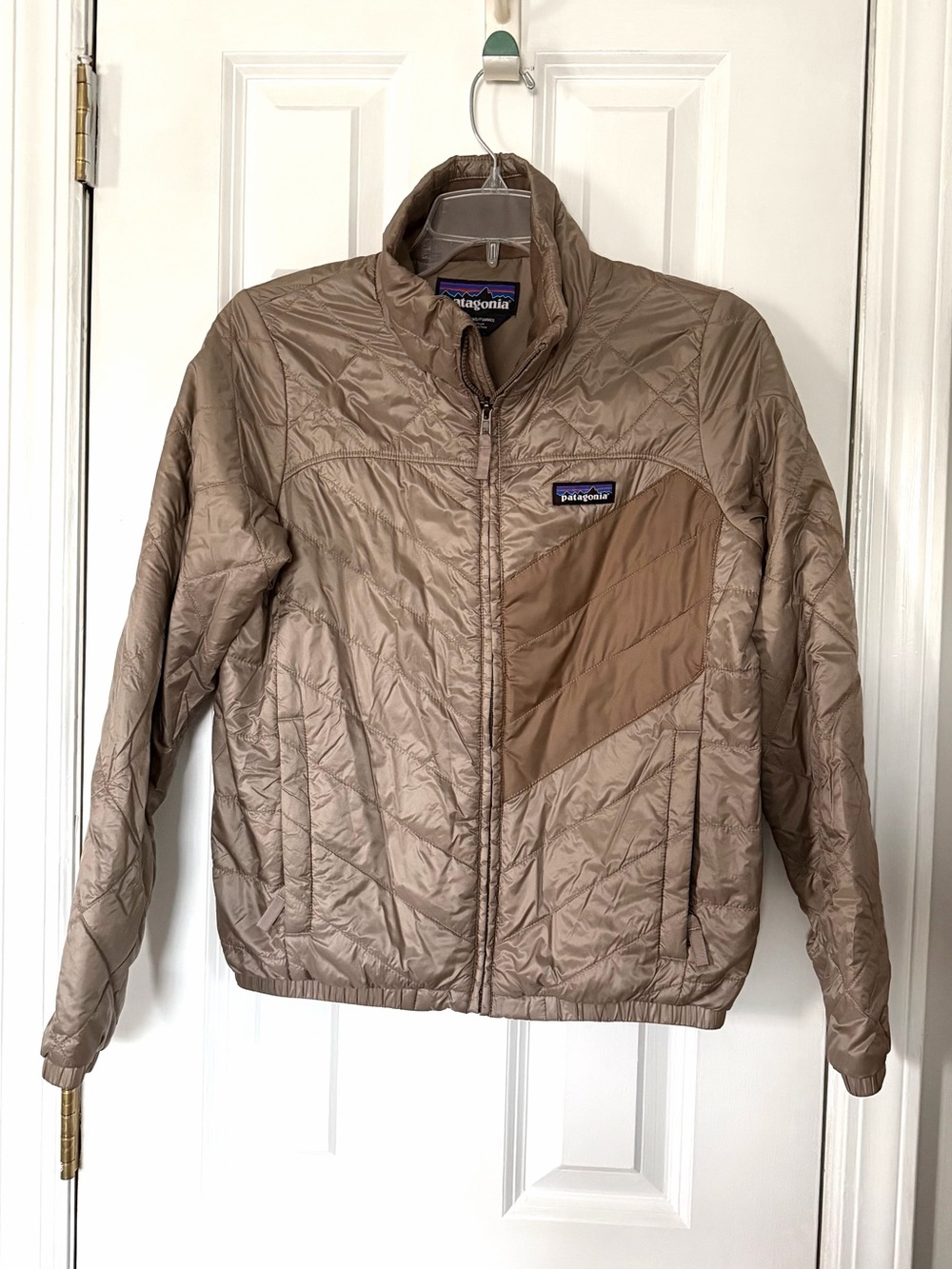 PATAGONIA•taupe brown lightweight quilted zip jacket XS
